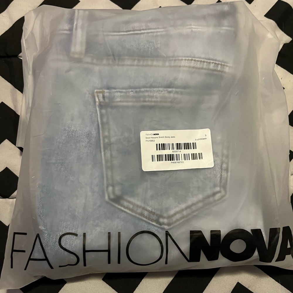 Stretch Skinny Jeans